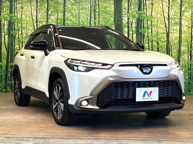 大好評のボディコーティング「弾スプラッシュコート」もご納車までに施工可能。通常のガラスコートと異なる、耐久年数6年の無機質ガラスコーティングが、ボディをキレイな状態に保ってくれます。