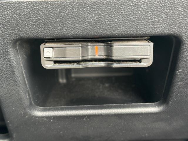 車両販売と整備・保証・クリーニングなどのサービスを自由にお選び頂けます。その上お値打ちなおクルマばかりです。サービスは必要な分だけお選び下さい。