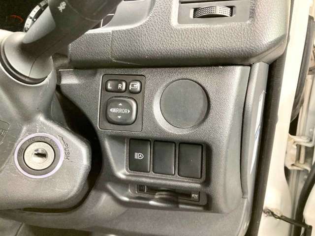 【ダイレクト販売】当店のお車はお客様より直接買取りさせていただいたお車です！修理・板金の履歴や使用状況までもご案内可能です！！また中間コストをカットして直接店舗販売致しますのでとってもお得！！！