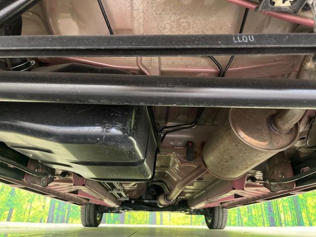 下回りがきれいなうちに、防錆加工の施工がオススメ。降雪地域はもちろん、沿岸部にお住いの方や、趣味でマリン・ウィンタースポーツをされる方にご好評いただいております。