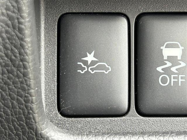 【運転席操作部】快適なドライブを楽しむための機能が装備されています！運転席から触れるので、使いやすいです！除菌プランいれていただくと、さらに清潔で安心していただけます！