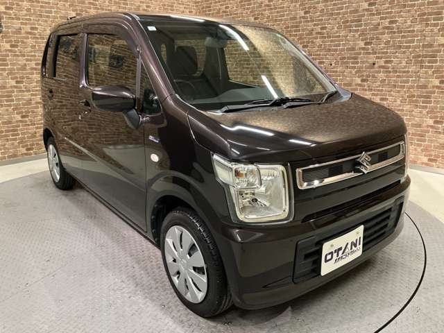 ■お安く提供できる理由■　当社のお車はディーラー、オートオークションからの大量仕入れにより、お客様に喜んでいただけるプライスでご提供します！未使用車ですと新車時に必要な重量税も必要ありません。