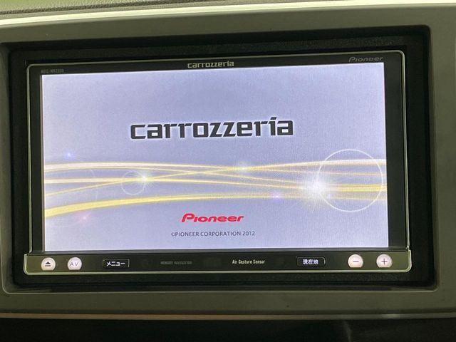 【ナビゲーション】目的地までしっかり案内してくれる使いやすいナビ。Bluetooth接続すればお持ちのスマホやMP3プレイヤーの音楽を再生可能！毎日の運転がさらに楽しくなります！！