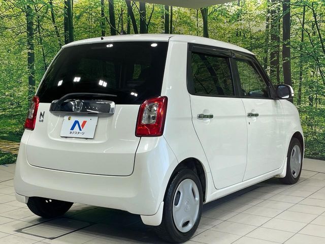 大好評のボディコーティング「弾スプラッシュコート」もご納車までに施工可能。通常のガラスコートと異なる、耐久年数6年の無機質ガラスコーティングが、ボディをキレイな状態に保ってくれます。