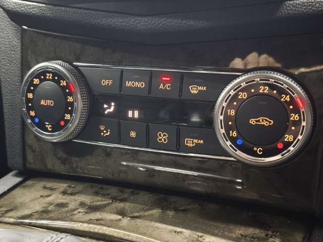 全国でのご納車も可能です。お近くのLIBERALAまたはガリバーの直営店をご案内させていただきます。