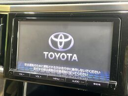 【純正9型ナビ】人気の純正ナビを装備。オーディオ機能も充実しており、Bluetooth接続すればお持ちのスマホやMP3プレイヤーの音楽を再生可能！毎日の運転がさらに楽しくなります！！