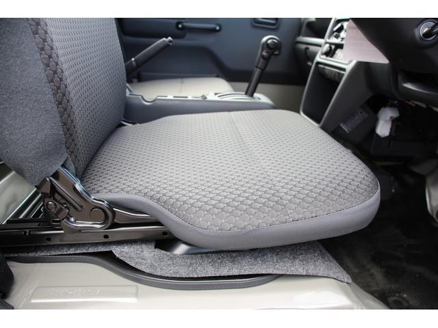 スズキ認定中古車とは、スズキが認定した検査員が、車両を検査し評価した、【車両状態証明書】付きの中古車です