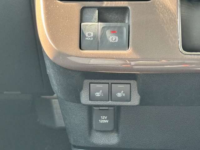 『TAX京田辺』は、新車も地域NO,1　独自仕入れルートでお客様にご満足して頂いております！　　☆★☆詳細は『TAX京田辺』の元気なスタッフまで