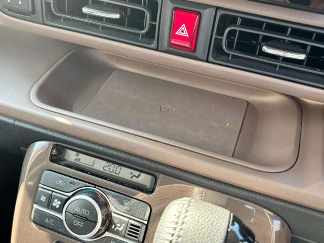 『TAX京田辺』は、ナビ・オーディオも販売しております。　お気に入りの一台を見つけて下さい！　☆★☆詳細は『TAX京田辺』の元気なスタッフまで