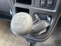 全車鑑定書付き！気になる傷、匂い、状態などありのままのコンディションを正直に公開させて頂きます★査定資格を保持したスタッフが各支社に常駐★