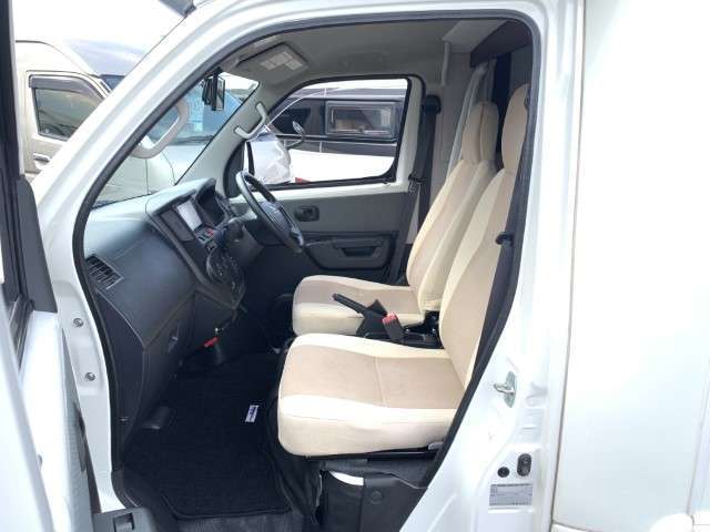 中古車は1点限りの早い者勝ちです！少しでも気になりましたらお早めにお問い合わせください♪