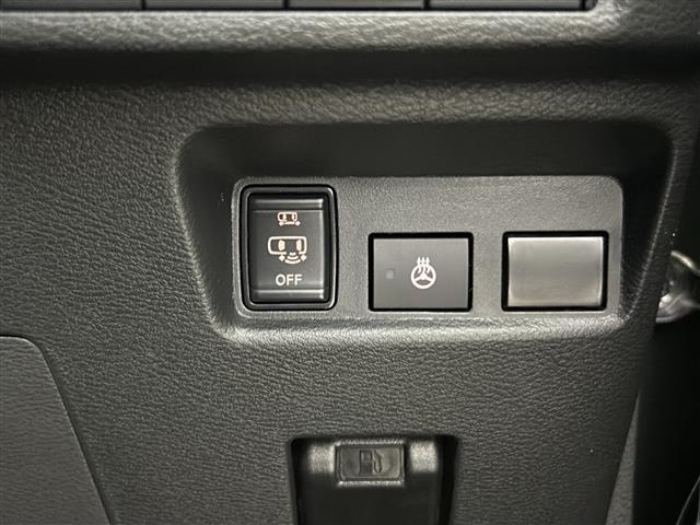 【ステアリングヒーター】冬場の寒い日に手がかじかみながら運転するのはツライですよね。でも、これがあれば安心です！ハンドルのグリップ部がじわっと暖かくなって心までポカポカします。