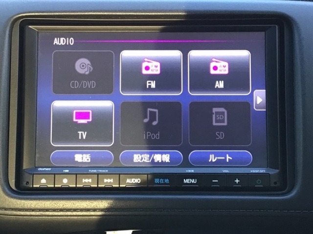 【オーディオ機能】ナビに一体のオーディオは、フルセグTVの他にDVD/CDプレーヤーを装備♪もちろんFM/AMラジオもお聞きいただけますよ♪