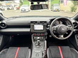 ◆ワンオーナー◆6速MT車◆STiエアロパーツ◆STiマフラー◆純正ナビ◆フルセグTV◆Bluetooth◆バックカメラ◆ドライブレコーダー◆クルコン◆シートヒーター◆純正18インチAW◆LED