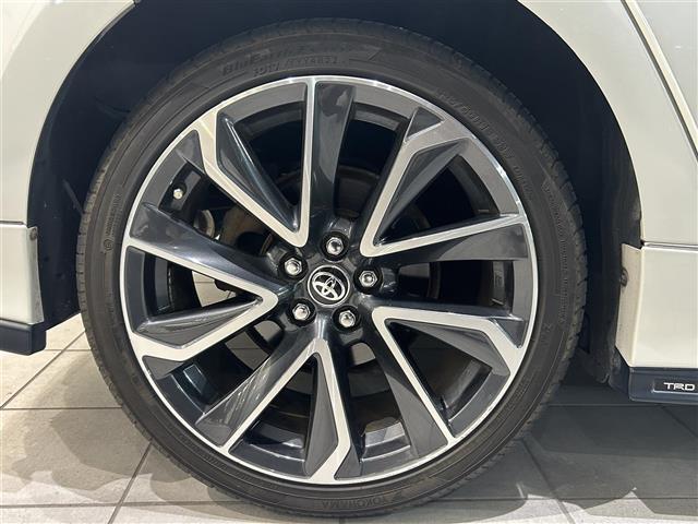 【タイヤ・ホイール】『タイヤ/ホイール周辺』の画像になります。写真の内容に関してご不明点、ご質問等がございましたらお気軽にガリバー店舗までお問い合わせください。