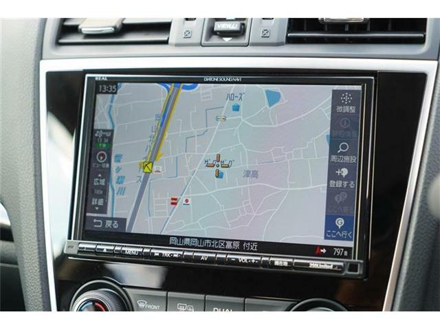 スバル純正8インチダイヤトーンサウンドナビ装備☆地上デジタルTV・DVD再生・SD録音・Bluetooth接続対応☆
