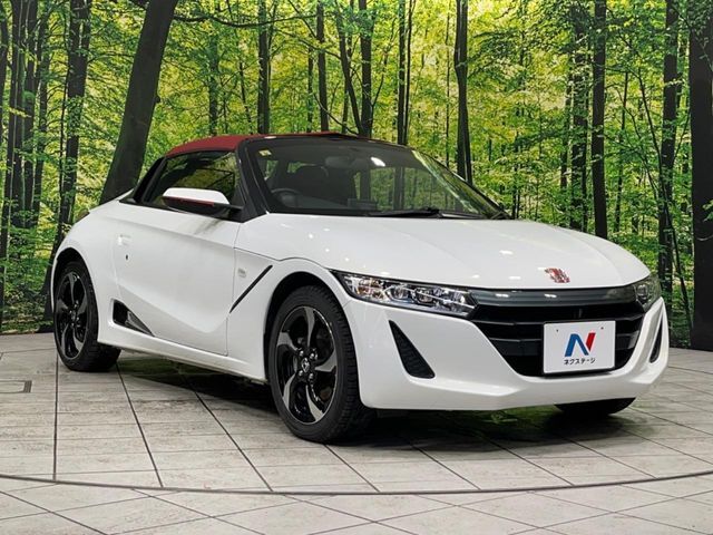 大好評のボディコーティング「弾スプラッシュコート」もご納車までに施工可能。通常のガラスコートと異なる、耐久年数6年の無機質ガラスコーティングが、ボディをキレイな状態に保ってくれます。
