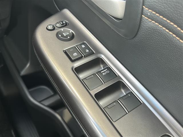 店頭在庫以外にも全国約2.5万台※の在庫から、ぴったりな1台をご提案します！※2020年7月現在の在庫台数です。売約済の可能性があります。