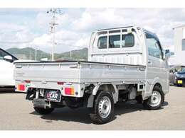 当店では全国へ輸送・納車をいたしております★輸送費用はお客様のお住まいや車種によって異なりますのでお気軽にお問い合わせください。