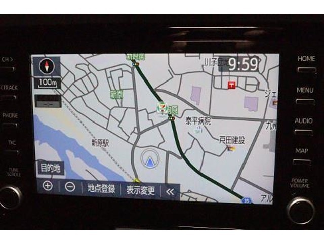 ナビを装備！　施設名などから、すぐに最適ルートを検索します。（機種によりナビやコネクトサービス等ご利用の際は、別途契約が必要となる場合があります）