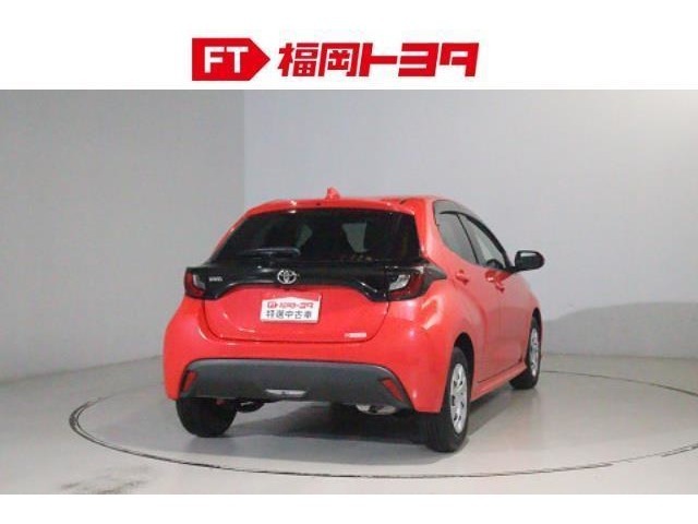 トヨタ認定中古車、評価4相当。キズ、へこみが少なく全体的に良好です。