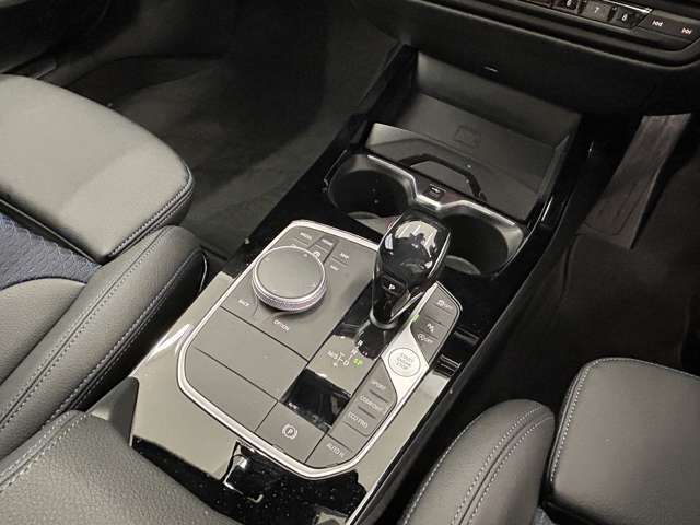 メンテナンスパックはご購入時だけのお得な点検・整備パック。点検コースと車検コースがございます。詳しくは店舗コーディネーターまでお問い合わせ下さい。