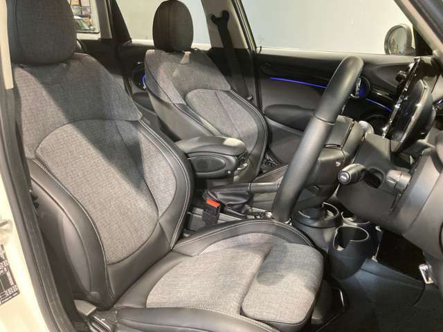 MINIは様々なオリジナルを作ることのできるお車です。専用のシートカバーも作成可能で御座いますので、ご希望の仕様など御座いましたらご相談くださいませ。きっとご希望のシートカバーの作成が可能です。