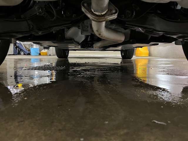 本州仕入につき下廻り・足廻りのサビも少なくコンディションGoodですッ！