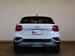 Audi Q2 35 TFSI advanced/LEDヘッドライト/アルミホイール 5ダブルスポークデザイン 7J×17
