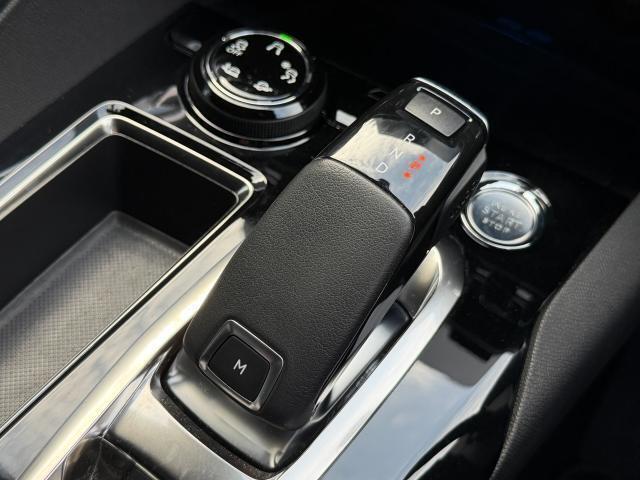 アイシン製8ATの電子式シフトレバーです。