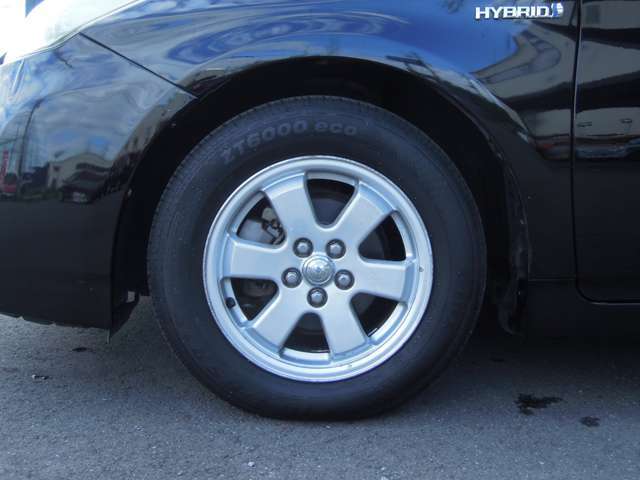 【オンライン商談】お店に行くことなくビデオ通話でスタッフと会話ができます。お車の細部のキズやお見積りなどの説明などお気軽にご活用ください。