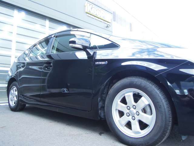 【オンライン商談】お店に行くことなくビデオ通話でスタッフと会話ができます。お車の細部のキズやお見積りなどの説明などお気軽にご活用ください。