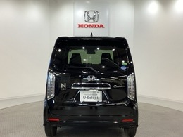Honda認定中古車 U-Selectは3つの安心をお約束します。　1　Hondaのプロが整備した安心。 2　第三者機関がチェックした安心。　3　購入後もHondaが保証する安心。