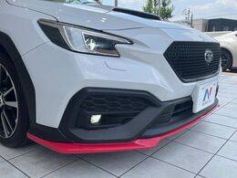【STIフルエアロ】人気のSTIエアロを装備！クルマの外観がよりスタイリッシュになり、街中で存在感あふれる1台に♪将来買い替える時にもリセールに影響しやすく、価値ある人気の装備です！