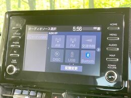 【ナビ機能付きディスプレイオーディオ】ナビ機能搭載の他、お持ちのスマートフォンと連携して、ナビやbluetoothでの音楽再生が可能です♪デザインはもちろん操作性も良好！
