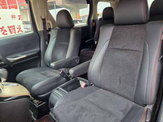 自社ローン対応車　 詳しくは弊社ホームページまで！ 　https://carlifegroup.fukuoka.jp/カーセンサー掲載車以外にも在庫車輌 多数掲載中！カーライフ福岡　福岡県糟屋郡粕屋町戸原西4丁目8-11　TEL0120-038-871