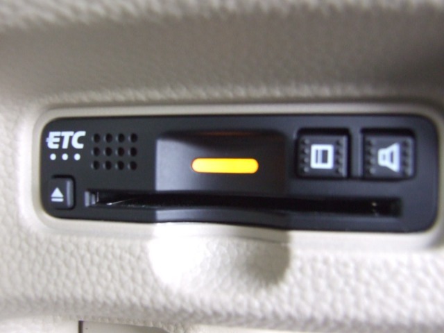 ETC：高速道路も割引になるETC付き！納車時にはセットアップしてお渡ししますのですぐにお使い頂けます。