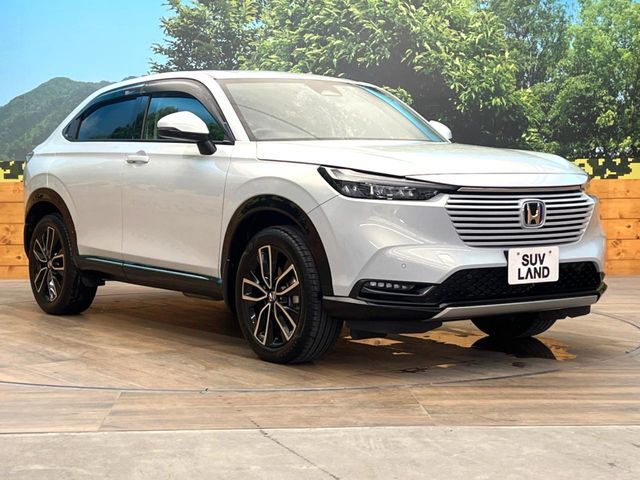 大好評のボディコーティング「弾スプラッシュコート」もご納車までに施工可能。通常のガラスコートと異なる、耐久年数6年の無機質ガラスコーティングが、ボディをキレイな状態に保ってくれます。