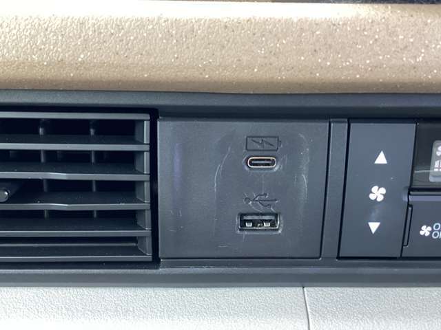 USB充電もあります
