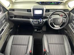 【インパネ全体】全方位で視界が広く、高い目線で運転もしやすいです！