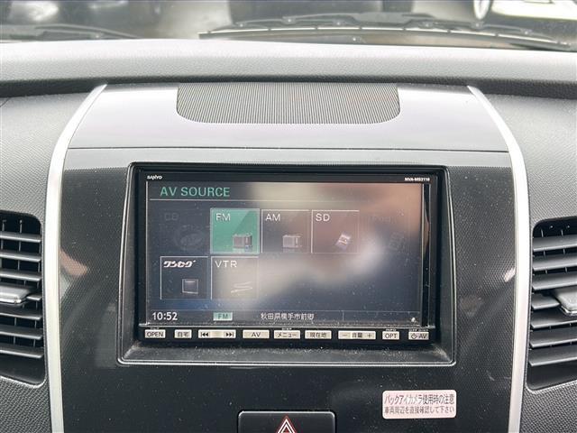 1列目、2列目ともに、シート、フロアマットはキレイな状態です！☆後席も充分なスペースが確保できます。お尻や背中のホールド感が高く疲れにくくなっております♪快適性も充分です☆