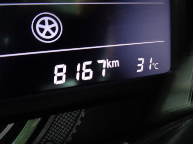 走行距離はおよそ8，200kmです。
