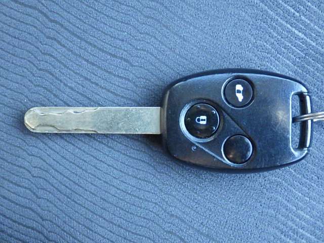 お手頃価格の中古車なら中古車販売店のプラウドへ。お手頃車をお探しの方は是非お立ち寄り下さい。