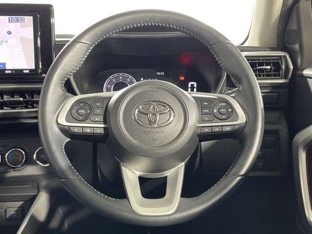 【ハンドル】『ハンドル/ステアリング』の画像になります。写真の内容に関してご不明点、ご質問等がございましたらお気軽にガリバー店舗までお問い合わせください。