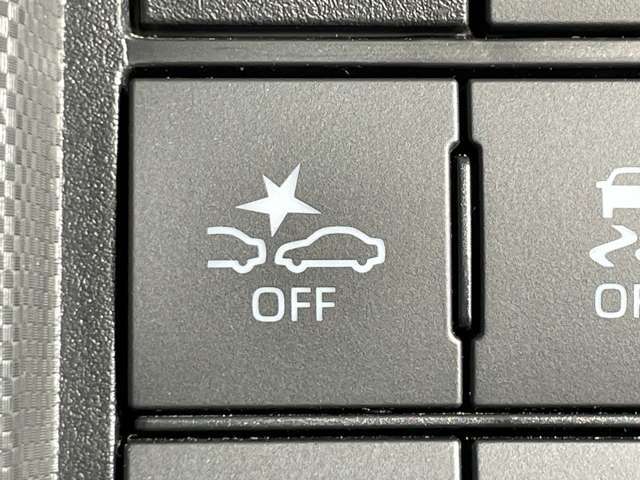 【衝突回避支援ブレーキ機能】警報ブザー・メーター表示と衝突被害軽減ブレーキで、万が一のときの衝突回避や衝突軽減をサポートします！機能には限界があるためご注意ください。