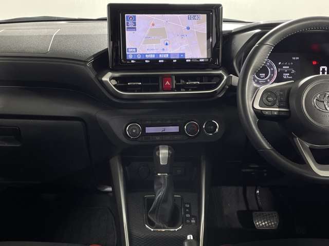 【インパネ全体】『インパネ全体』の画像になります。写真の内容に関してご不明点、ご質問等がございましたらお気軽にガリバー店舗までお問い合わせください。