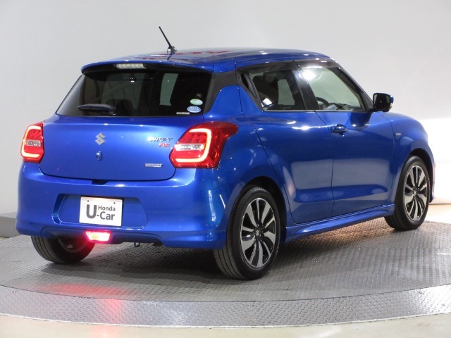 ボディクリーニング後、愛車をピカピカの状態へ保護するコーティング「ブライトパック」がおススメです！水垢がつきにくく、手入れがしやすくなりますよ！いつも愛車をきれいにしておきたい方におススメです。