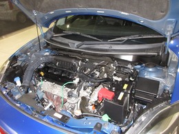 内装、外装、エンジンルームの隅ずみまでクリーニングを実施してお渡しします！　プロが仕上げをしましたからピッカピカですよ～！点検整備もきっちり実施いたします。