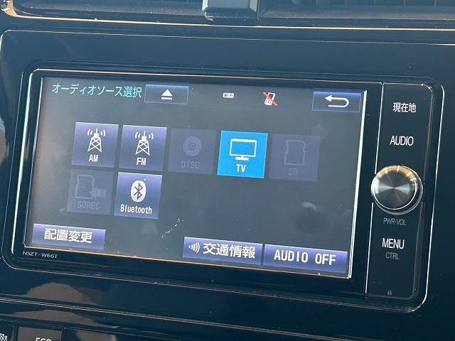 Bluetooth接続・地デジ・CD・DVD等装備も充実しております。