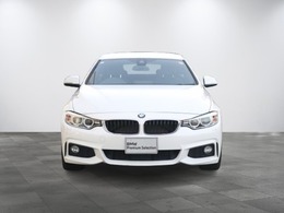 BMWのまさに「顔」ともいえる「キドニー・グリル」は、他の追随を許さない存在感を誇り、「キドニー・グリル」を見かけただけでBMWの風格を感じさせます！！